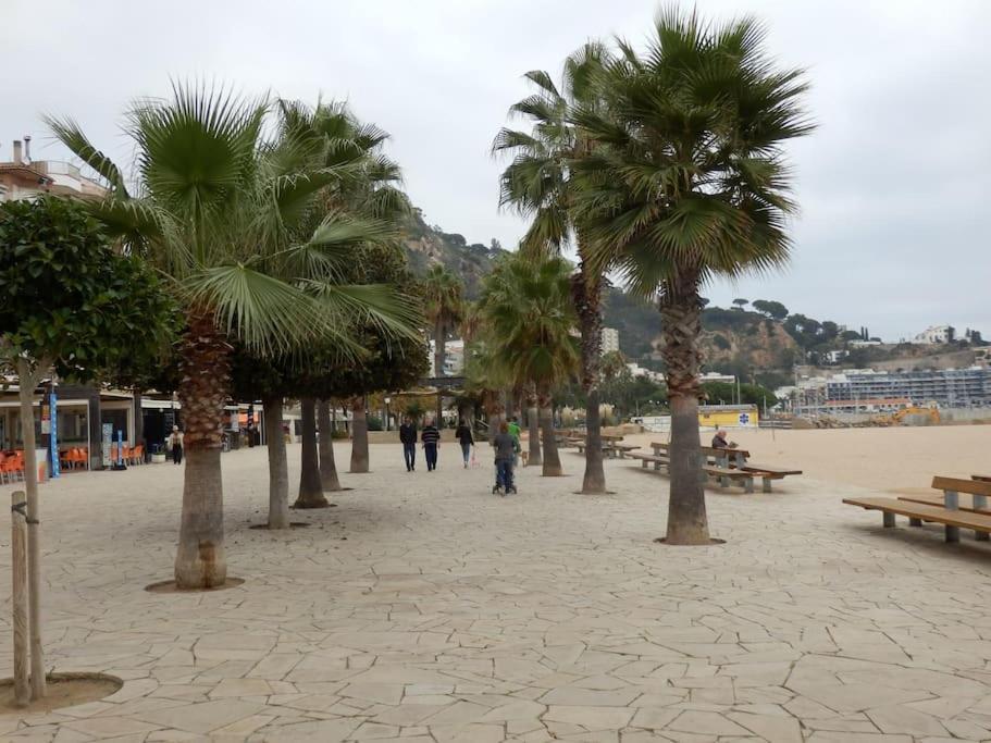 Apartamento Blanes Playa Eksteriør bilde